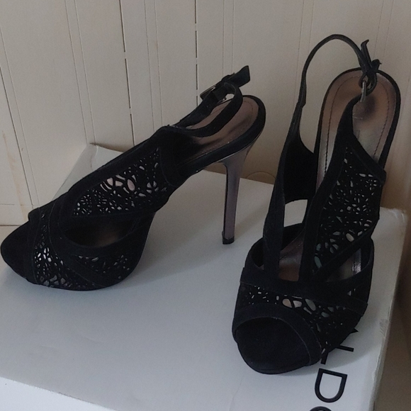 Aldo Black Velvet and Metallic Heels - Picture 2 of 7